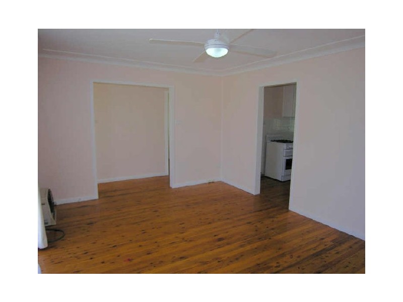 1 Calaby Street, Toongabbie NSW 2146