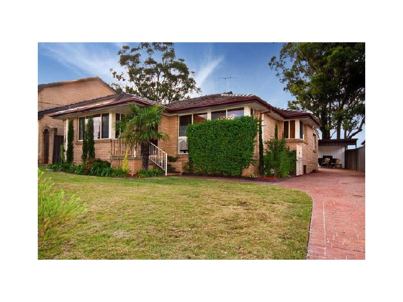 62 Valparaiso Avenue, Toongabbie NSW 2146