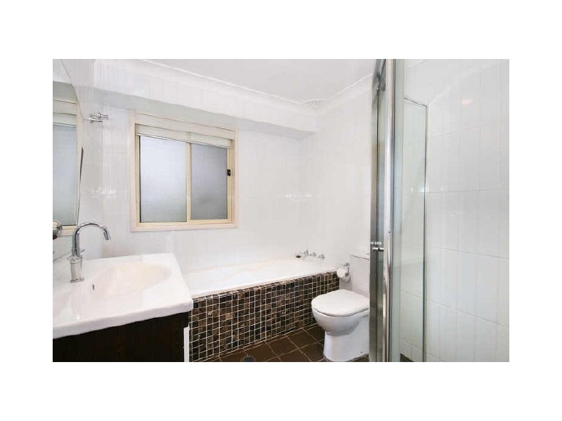 62 Valparaiso Avenue, Toongabbie NSW 2146