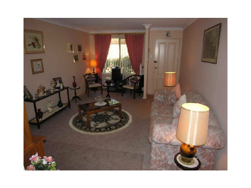 Villa 4/6 – 8 Girraween Road, Girraween NSW 2145