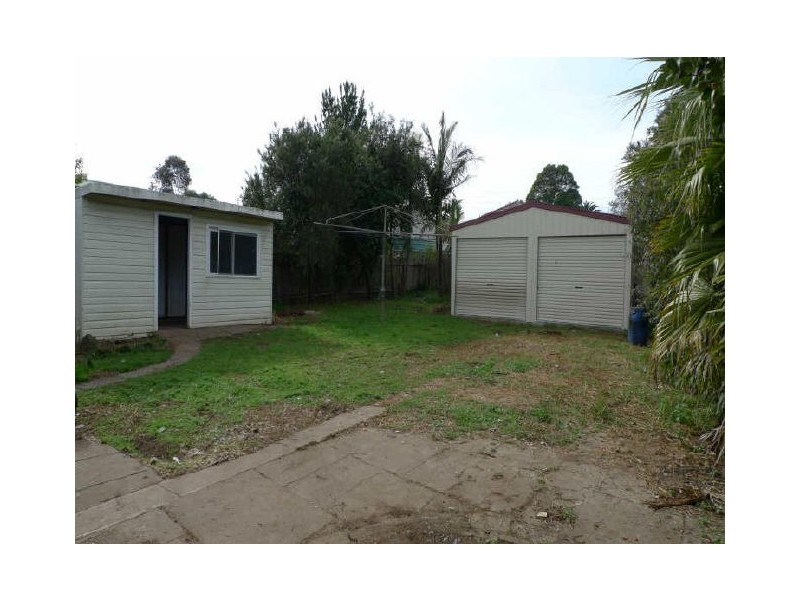42 Scott Street, Toongabbie NSW 2146