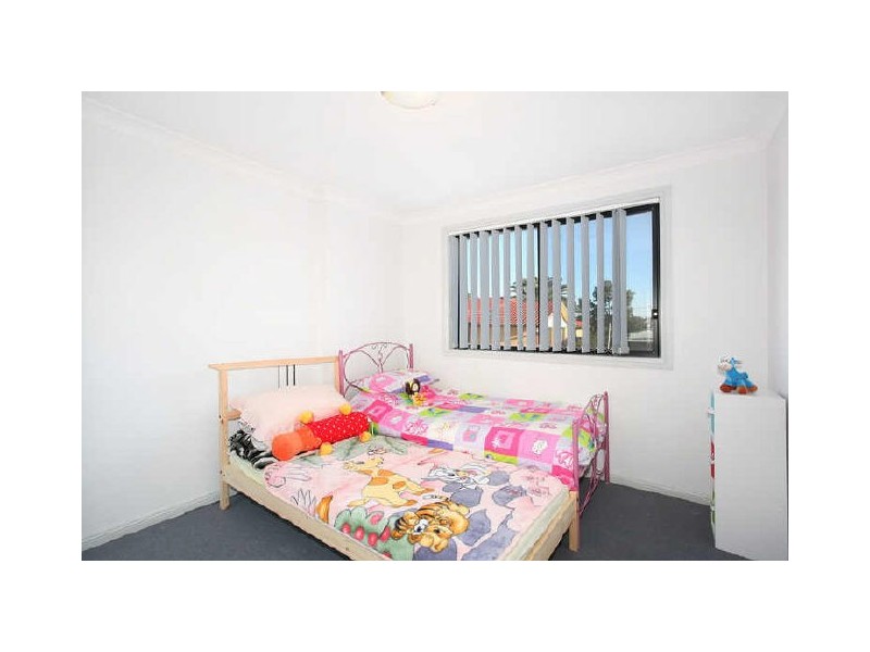 9/9-13 Valeria Street, Toongabbie NSW 2146