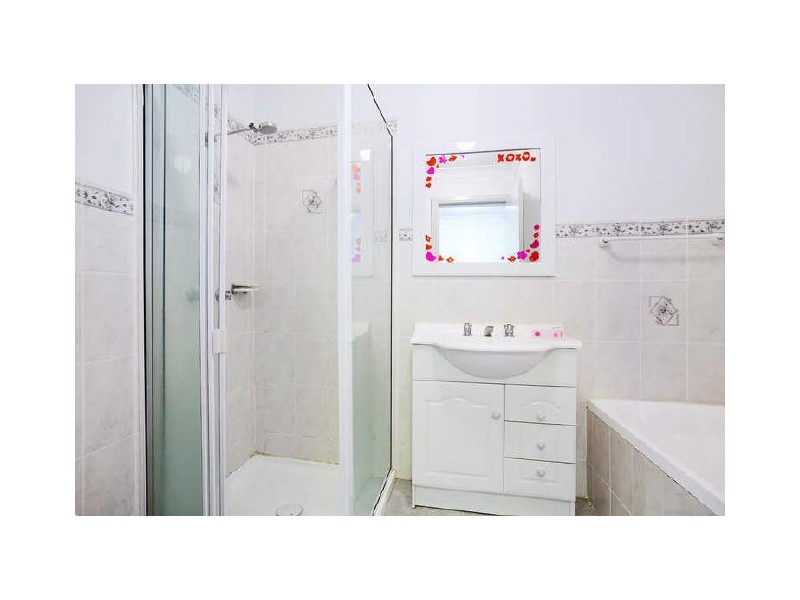 9/9-13 Valeria Street, Toongabbie NSW 2146