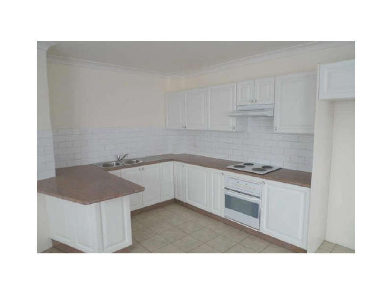 2/483 Wentworth Avenue, Toongabbie NSW 2146