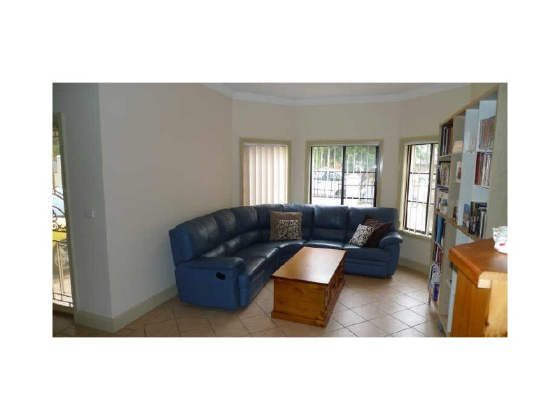 40B Gilba Road, Pendle Hill NSW 2145