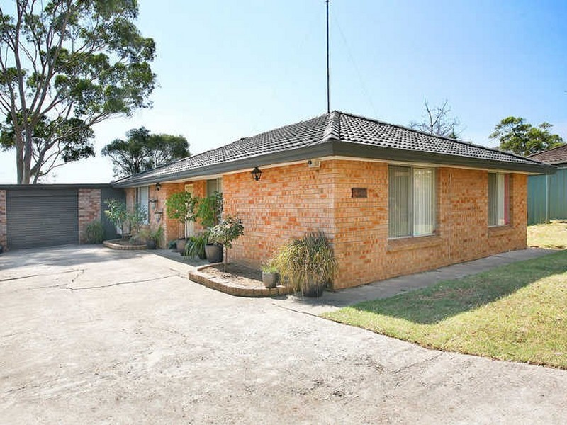 12 Brae Street, Prospect NSW 2148