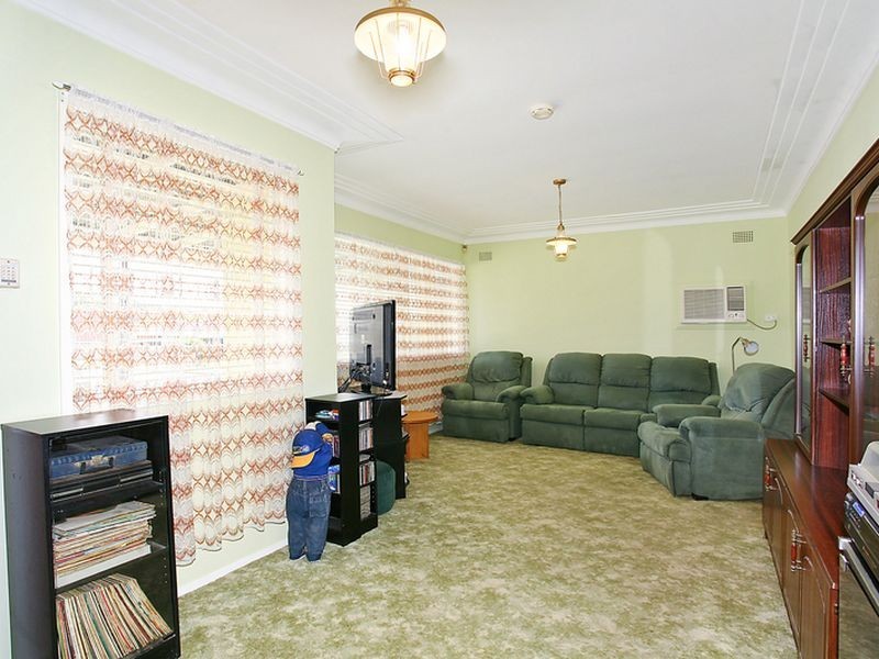 46 Ringrose Avenue, Greystanes NSW 2145