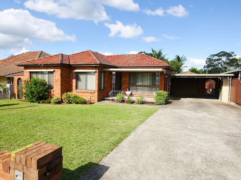 33 Bungaree Road, Toongabbie NSW 2146