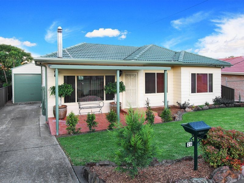 28 Mansfield St, Girraween NSW 2145