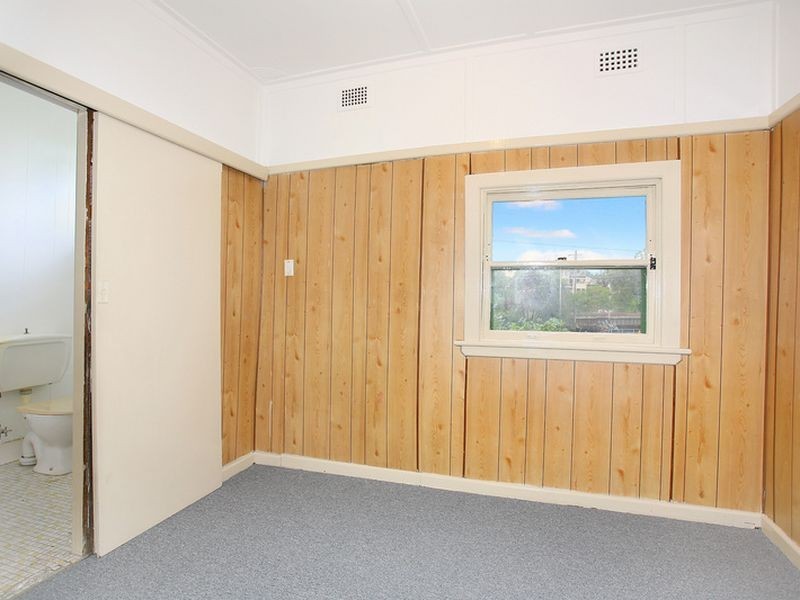 3 Valeria Street, Toongabbie NSW 2146