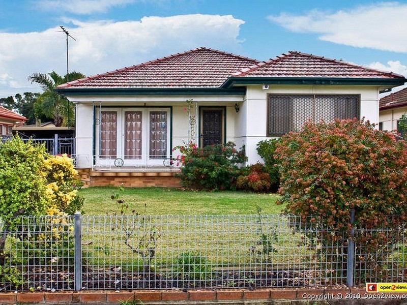 46 Portico Parade, Toongabbie NSW 2146