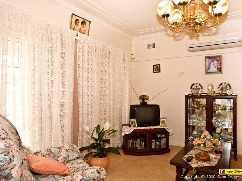 46 Portico Parade, Toongabbie NSW 2146