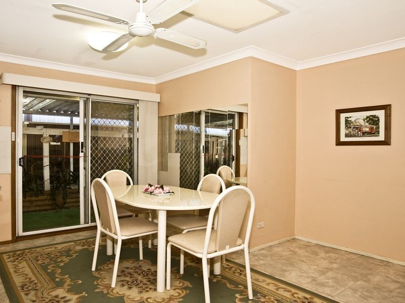 35 Orleans Crescent, Toongabbie NSW 2146