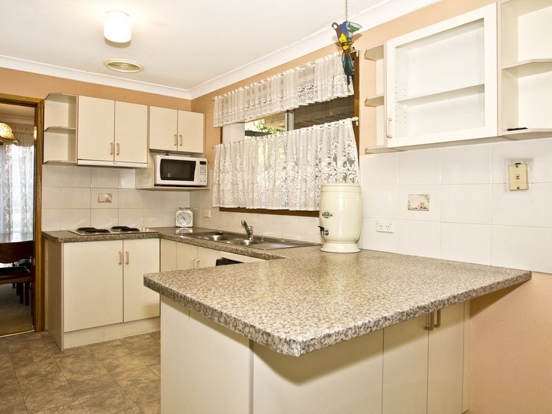 35 Orleans Crescent, Toongabbie NSW 2146