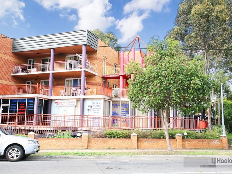 8/12-16 Toongabbie Road, Toongabbie NSW 2146