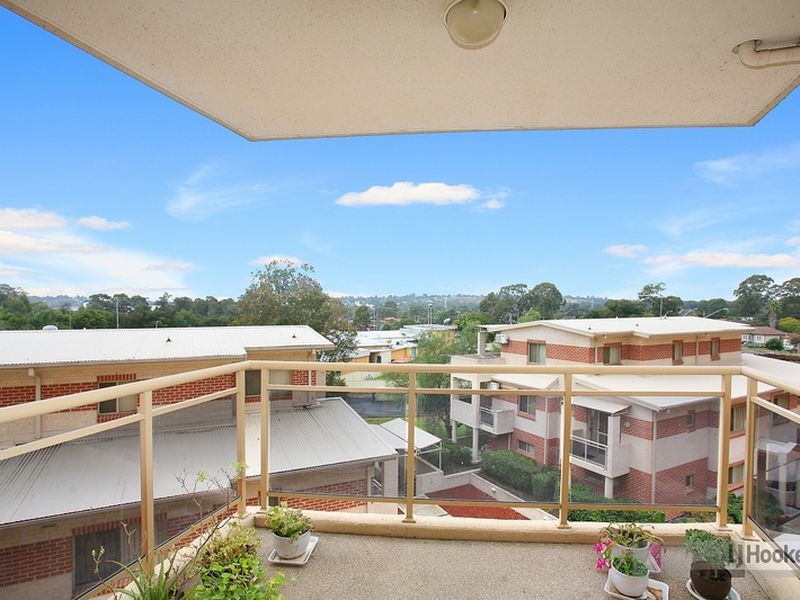 52/2 Wentworth Avenue, Toongabbie NSW 2146