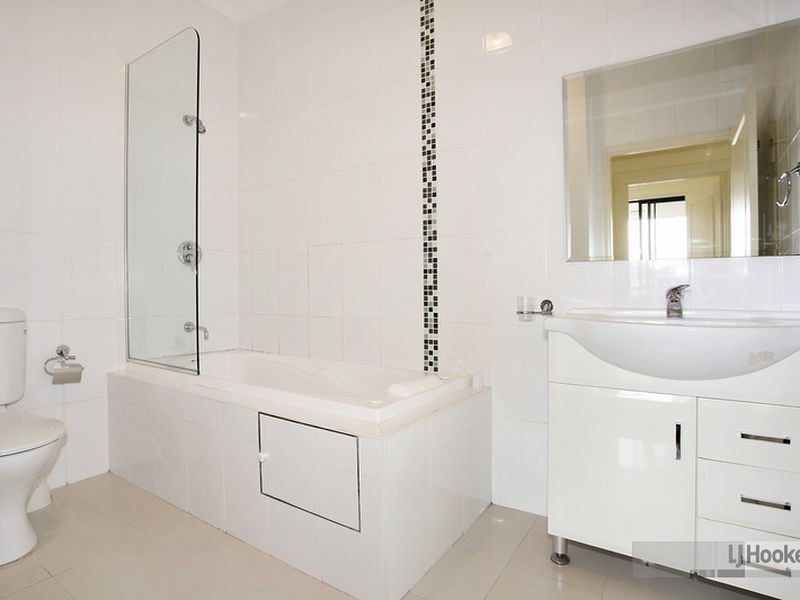 12/8-10 Lydbrook Street, Westmead NSW 2145