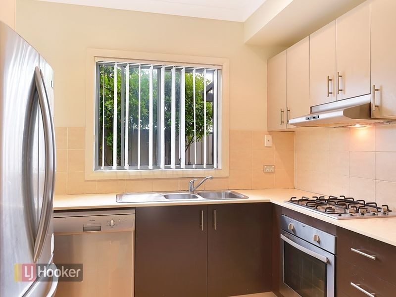 6/44 Girraween Road, Girraween NSW 2145