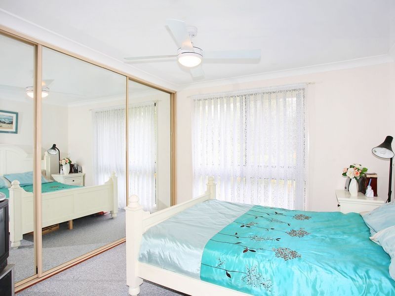 52 Orleans Crescent, Toongabbie NSW 2146