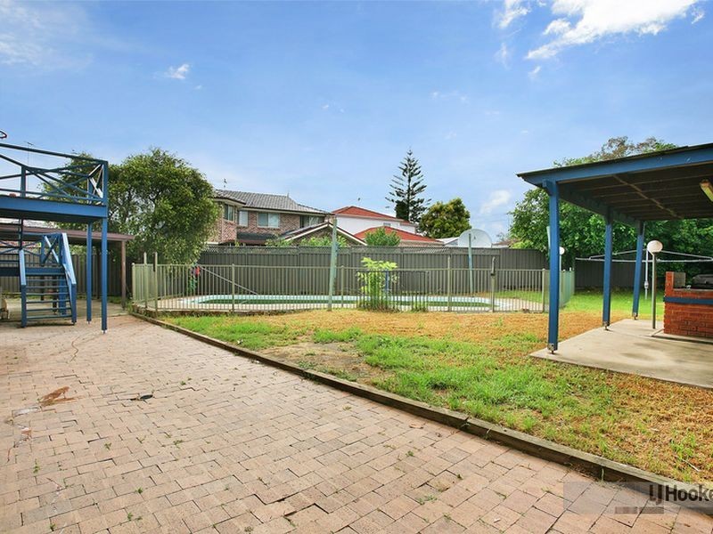 31 Cowley Crescent, Prospect NSW 2148