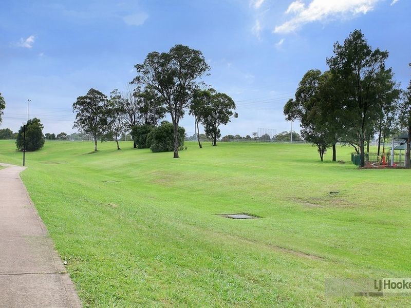 31 Cowley Crescent, Prospect NSW 2148