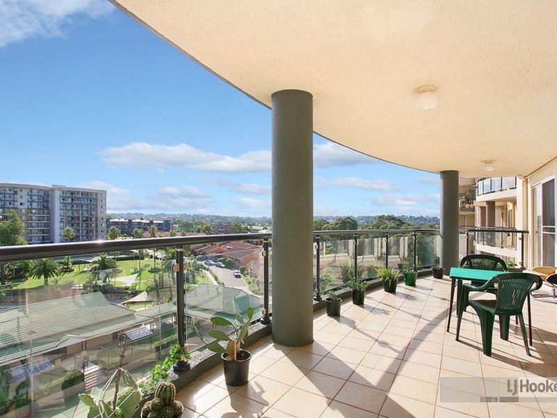 809/91A Bridge Road, Westmead NSW 2145