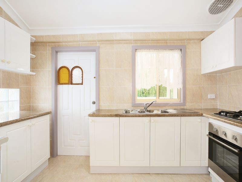 38 Rosebery Road, Guildford NSW 2161