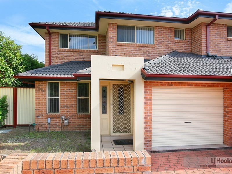 14/45-47 Cornelia Road, Toongabbie NSW 2146