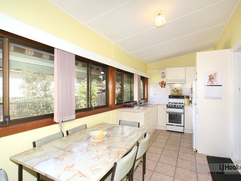 1 Linden Street, Toongabbie NSW 2146