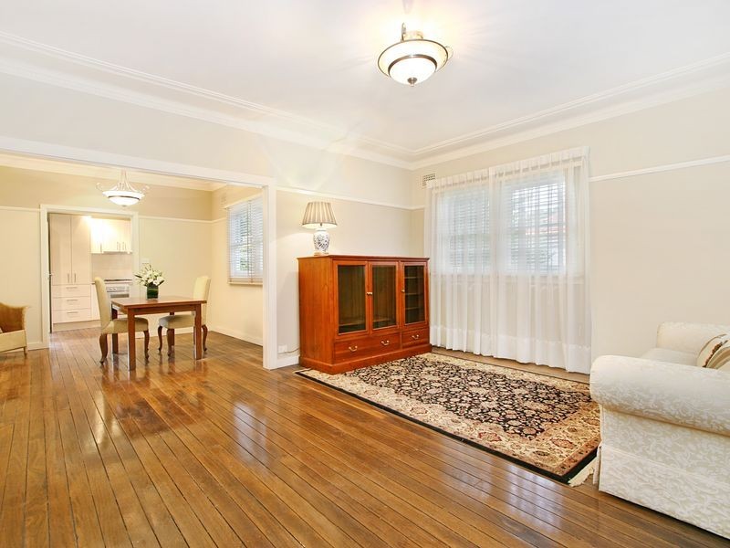 13 Civic Avenue, Pendle Hill NSW 2145