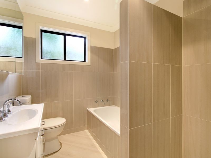 13 Civic Avenue, Pendle Hill NSW 2145