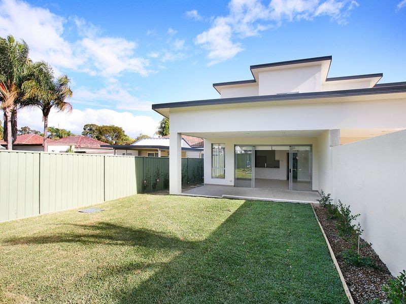 42 Scott Street, Toongabbie NSW 2146