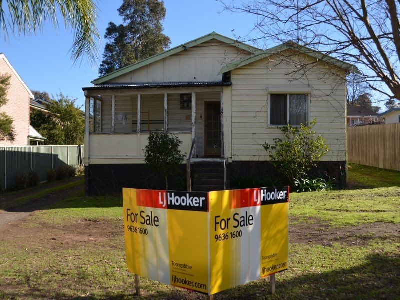 37 Metella Road, Toongabbie NSW 2146