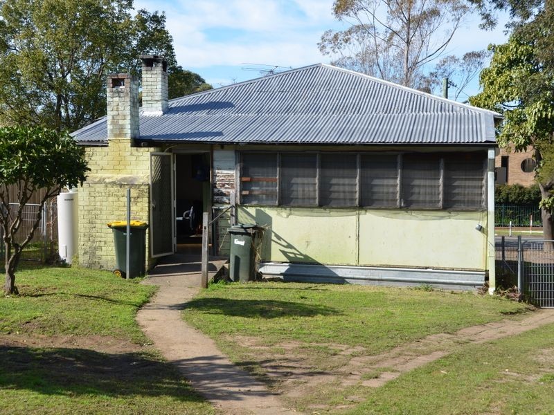 37 Metella Road, Toongabbie NSW 2146