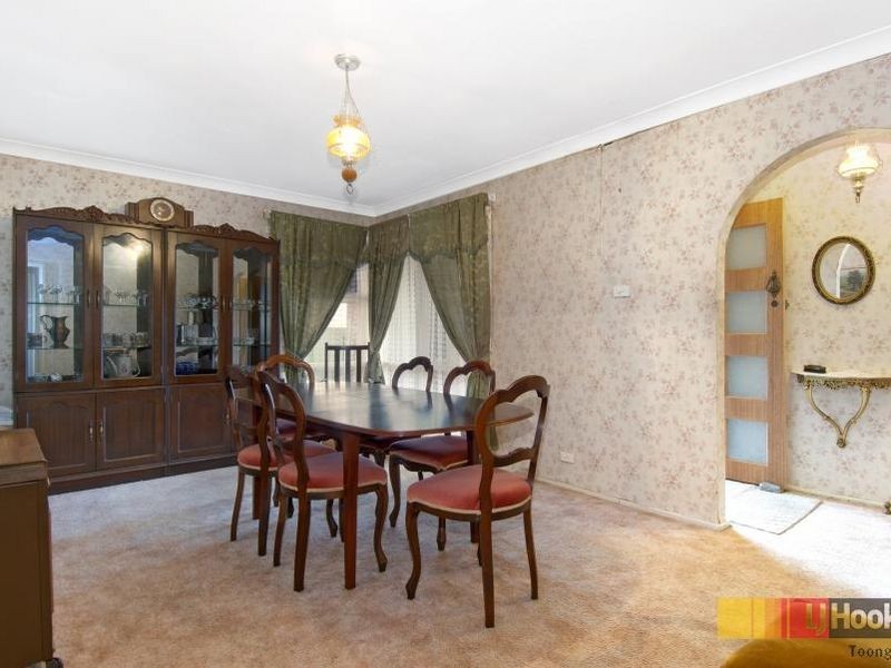 35 Tucks Road, Toongabbie NSW 2146