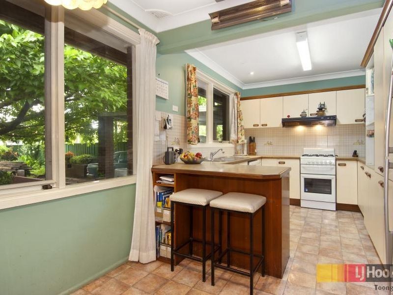 35 Tucks Road, Toongabbie NSW 2146