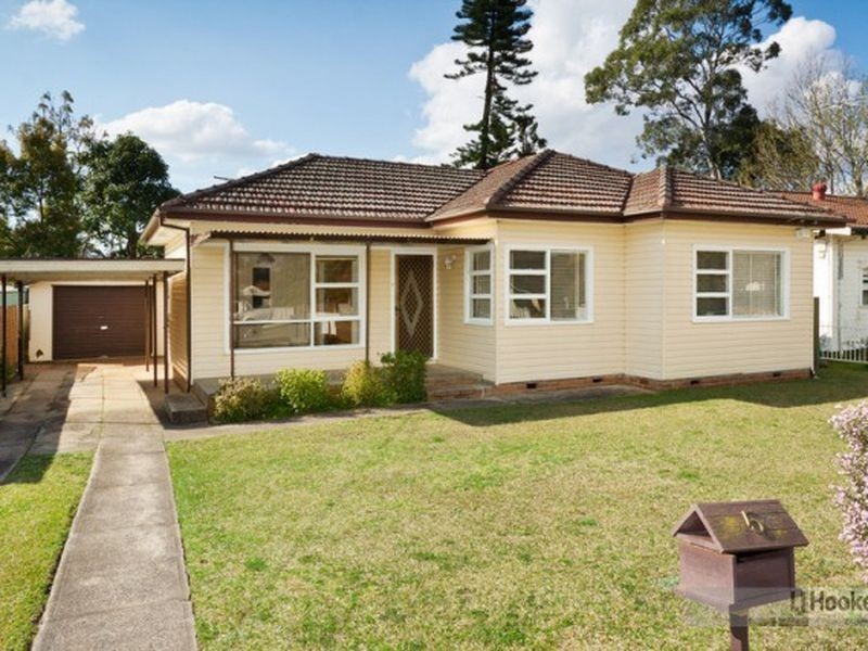 5 Selby Place, Blacktown NSW 2148