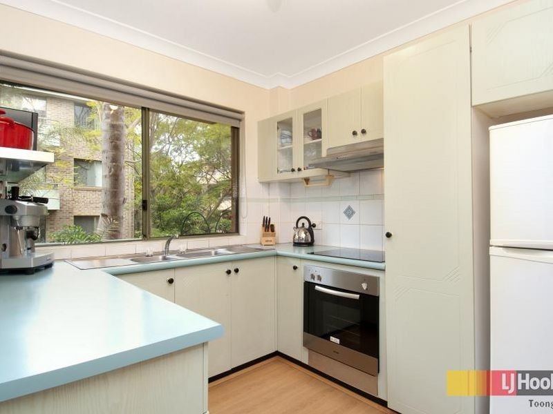 4/235 Targo Road, Toongabbie NSW 2146