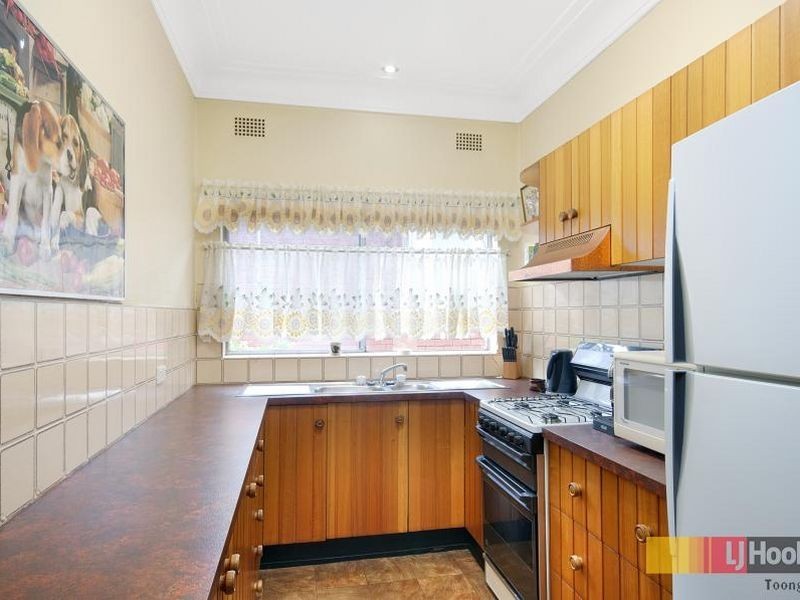 12 Lennox Street, Old Toongabbie NSW 2146