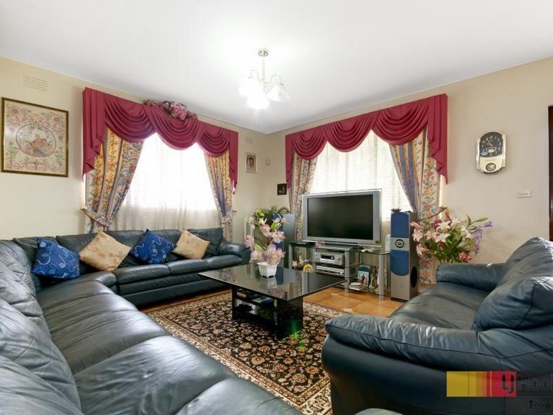 23 The Crescent, Toongabbie NSW 2146