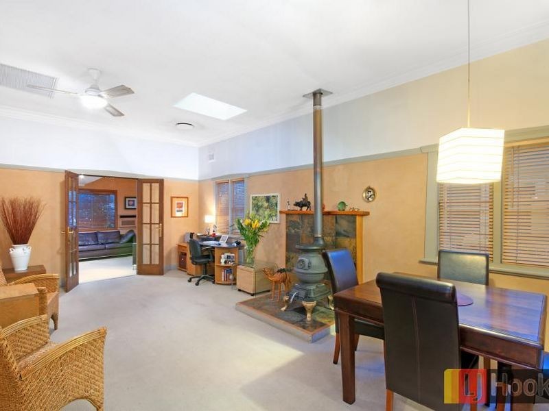 76 Aurelia Street, Toongabbie NSW 2146