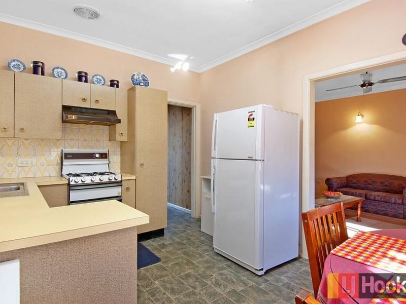 33 Warman Street, Pendle Hill NSW 2145