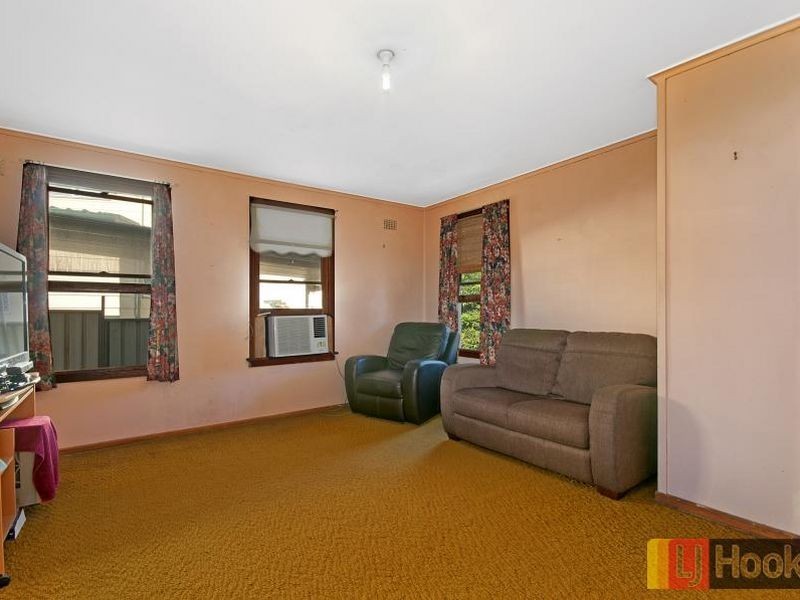 10 Blain Street, Toongabbie NSW 2146