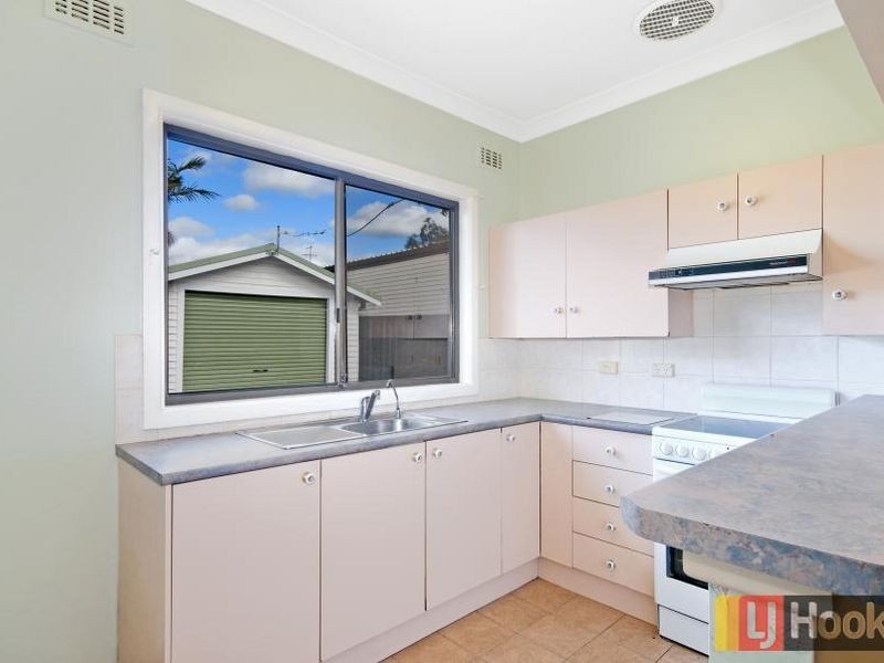 16 Burke Road, Lalor Park NSW 2147