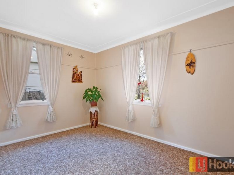 24 Terry Avenue, Seven Hills NSW 2147