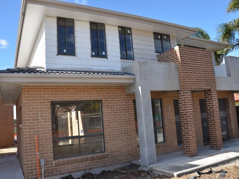 4/46-48 Portico Parade, Toongabbie NSW 2146