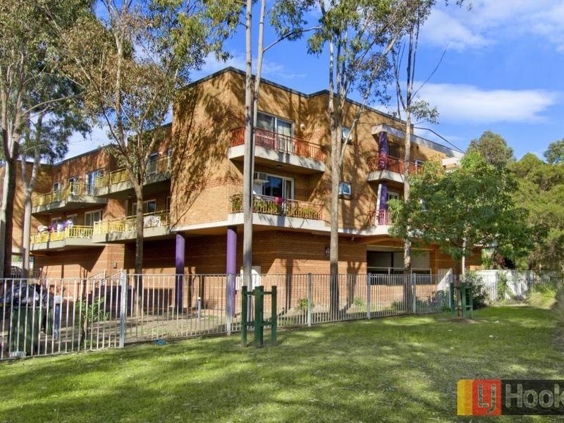 23/12-16 Toongabbie Road, Toongabbie NSW 2146