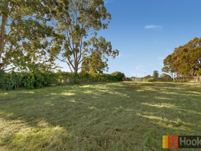 137 Binalong Road, Toongabbie NSW 2146