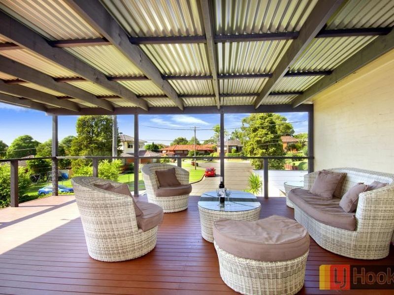 26 Valencia Crescent, Toongabbie NSW 2146