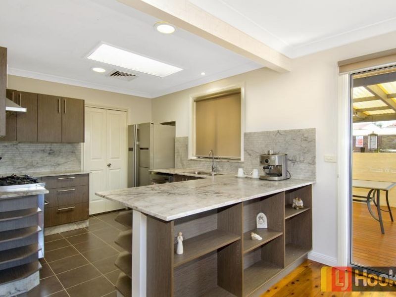 26 Valencia Crescent, Toongabbie NSW 2146